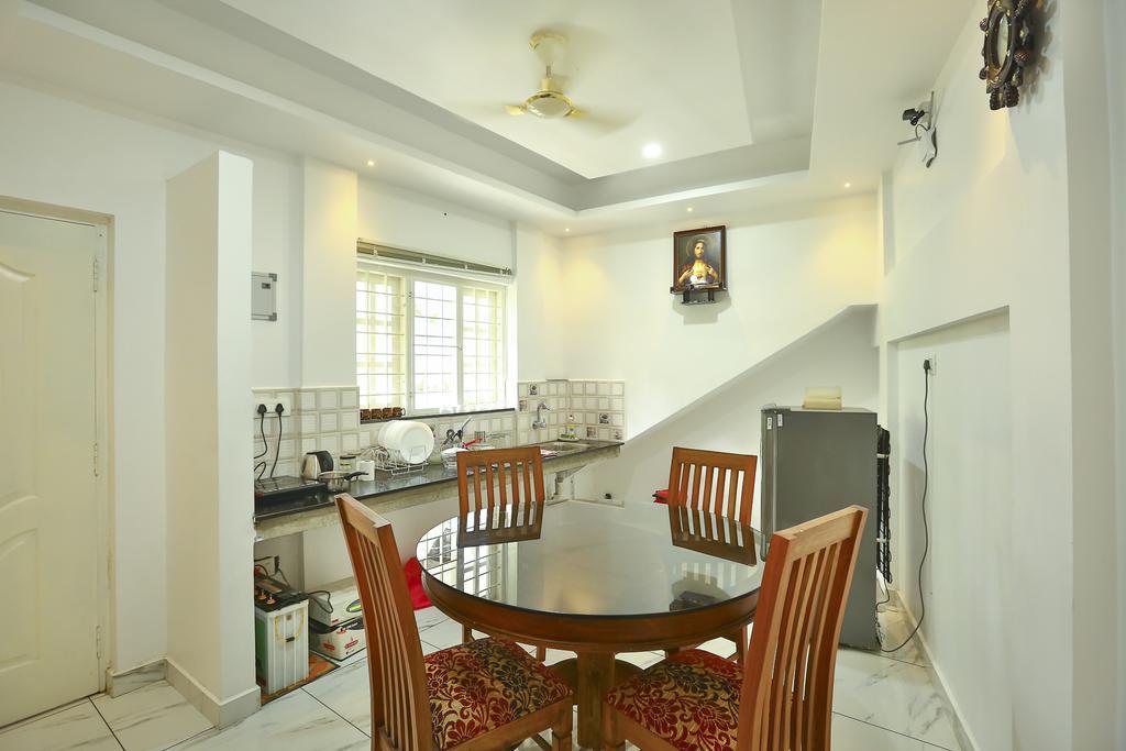 Aaron'S Homestay Kochi Ngoại thất bức ảnh