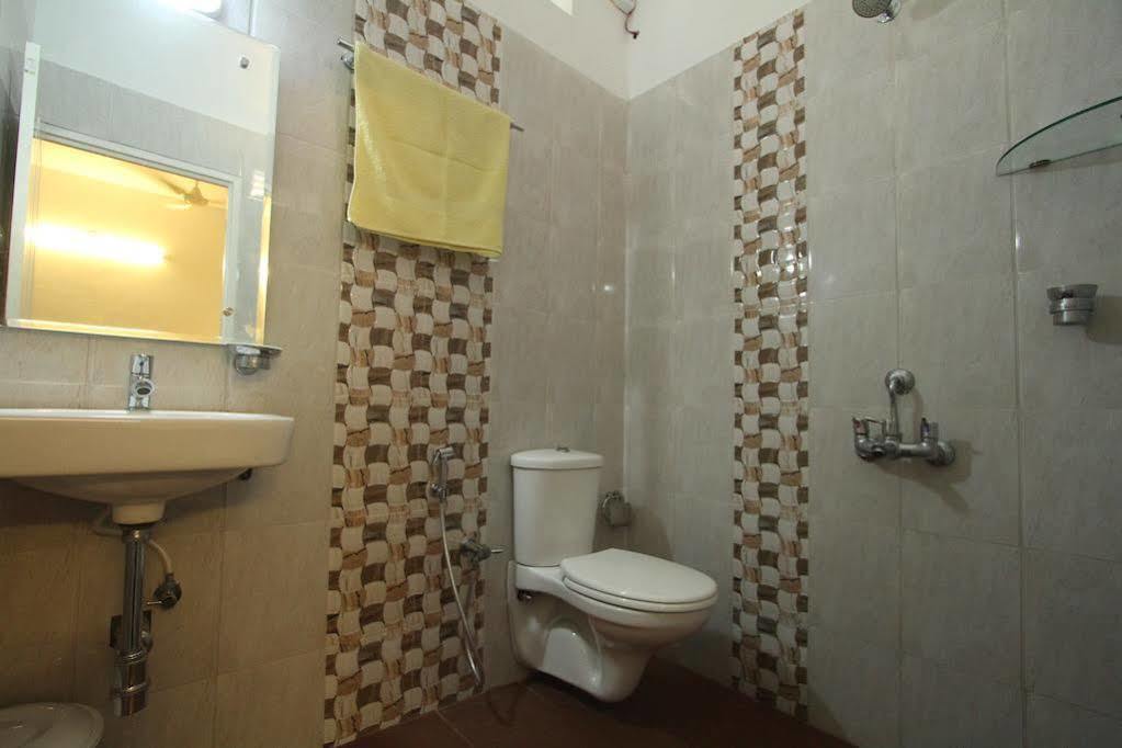 Aaron'S Homestay Kochi Ngoại thất bức ảnh
